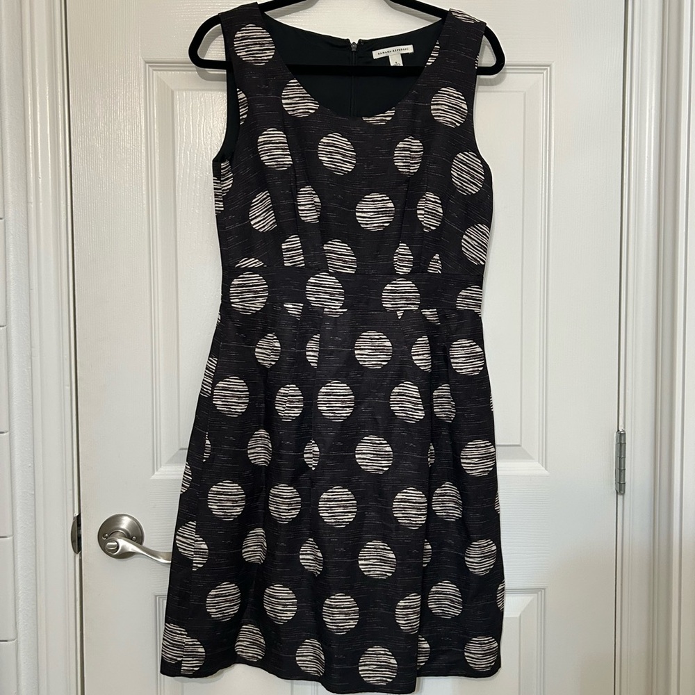 Banana Republic Polka‎ Dot Linen Blend Dress Size 6